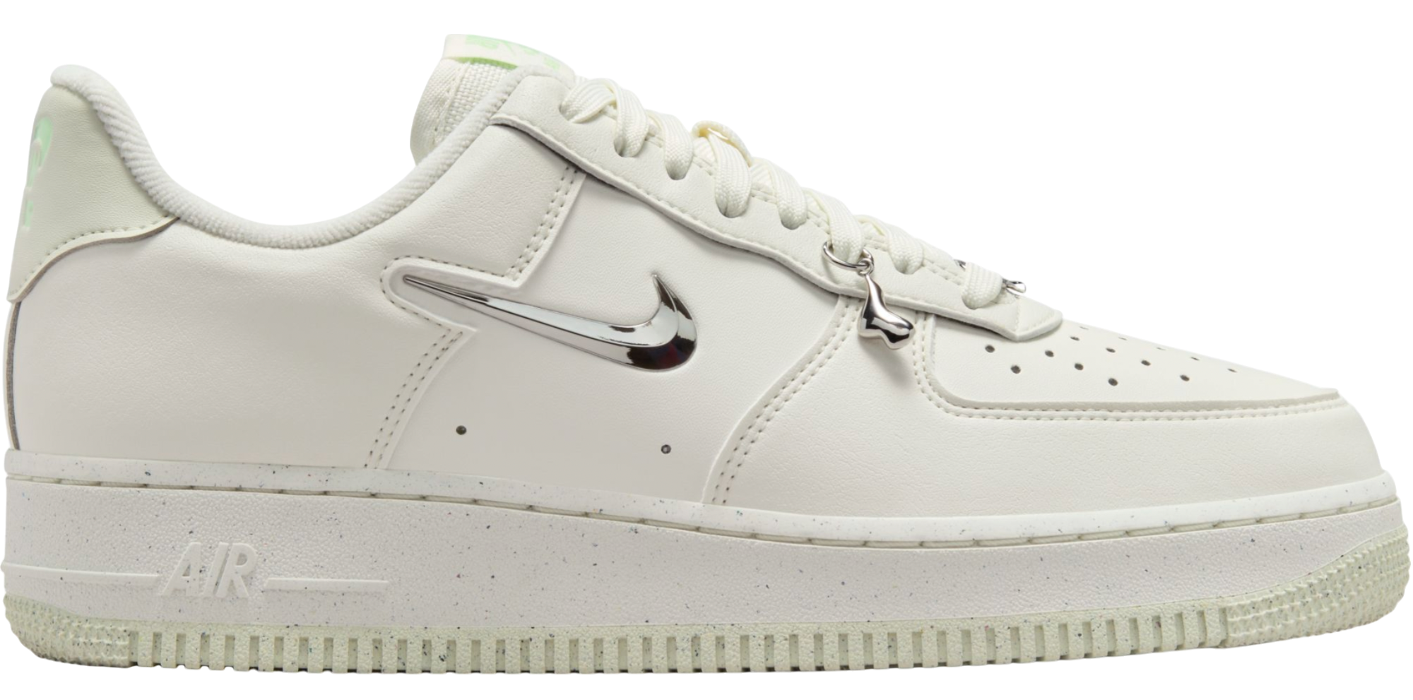 Schoenen Nike W AIR FORCE 1 07 NN SE